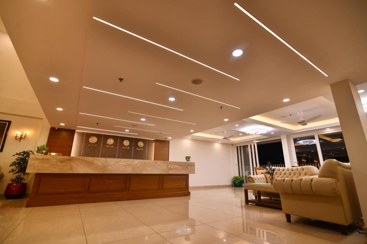 British County Resorts Anachal Esterno foto